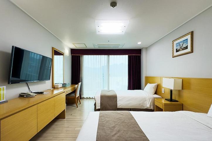 Mohang Haenaru Family Hotel Buan Ruang foto