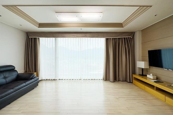 Mohang Haenaru Family Hotel Buan Ruang foto